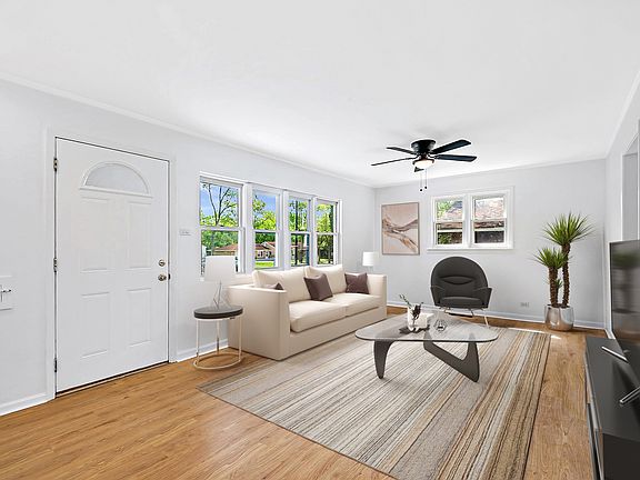 5th image of 472 Indianwood Blvd