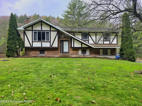 2580 Spruce Hollow Rd, Palmerton, PA 18071