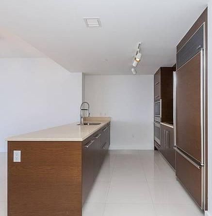 1st image of 475 Brickell Ave APT 600