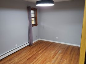 6041 W Lawrence Ave, Chicago, IL