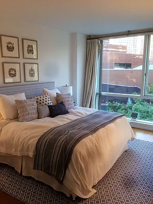 Sold by Madison Prominent Immeuble Inc | media 1