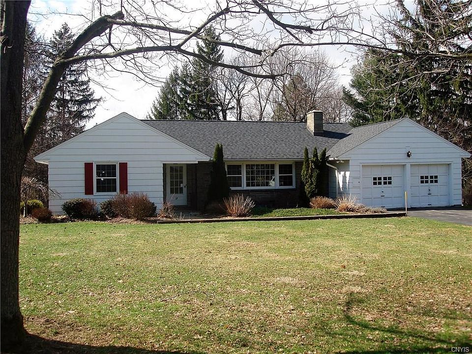 1st image of 17 Lynacres Blvd