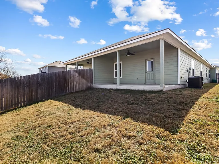 636 Heathers Way — Photo 25