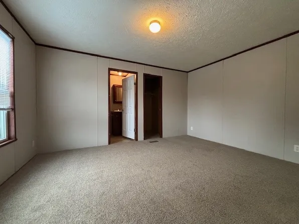 75 Roxbury Park #75, Goshen, IN 46526
