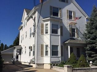 1038 York Ave, Pawtucket, RI 02861