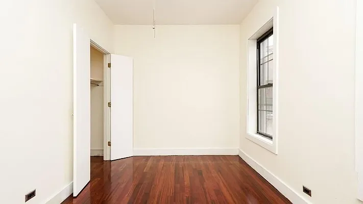 Rented by Rentall Group Inc | media 5