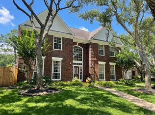 7206 Fireside Ct, Sugar Land, TX 77479