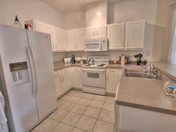 3rd image of 5775 Vista Linda Dr