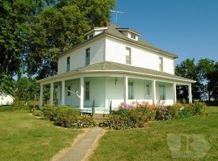 1721 F52 Trl, North English, IA 52316