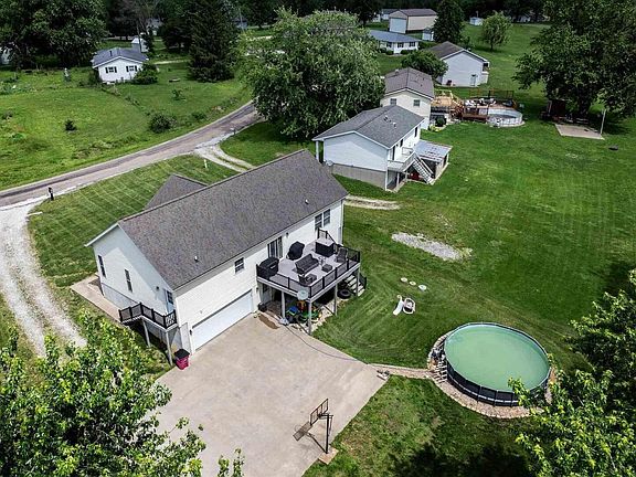 3rd image of 1452 Gilmoor Dr