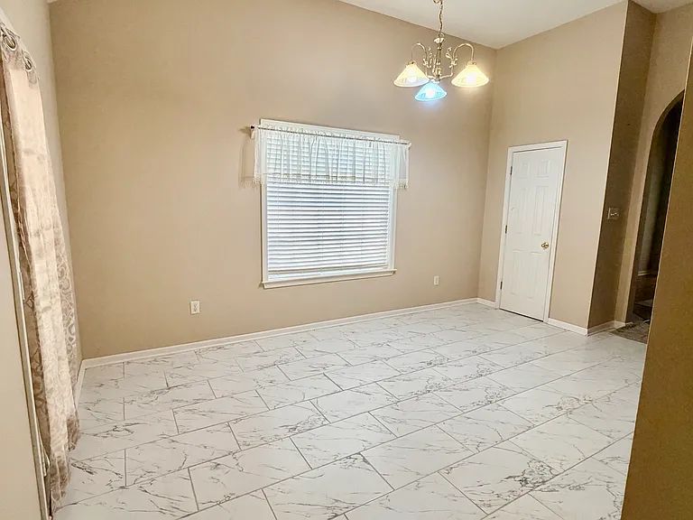 7479 Bakers Glenn Ln — Photo 7