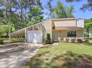 4242 Willow Ridge Rd, Douglasville, GA 30135