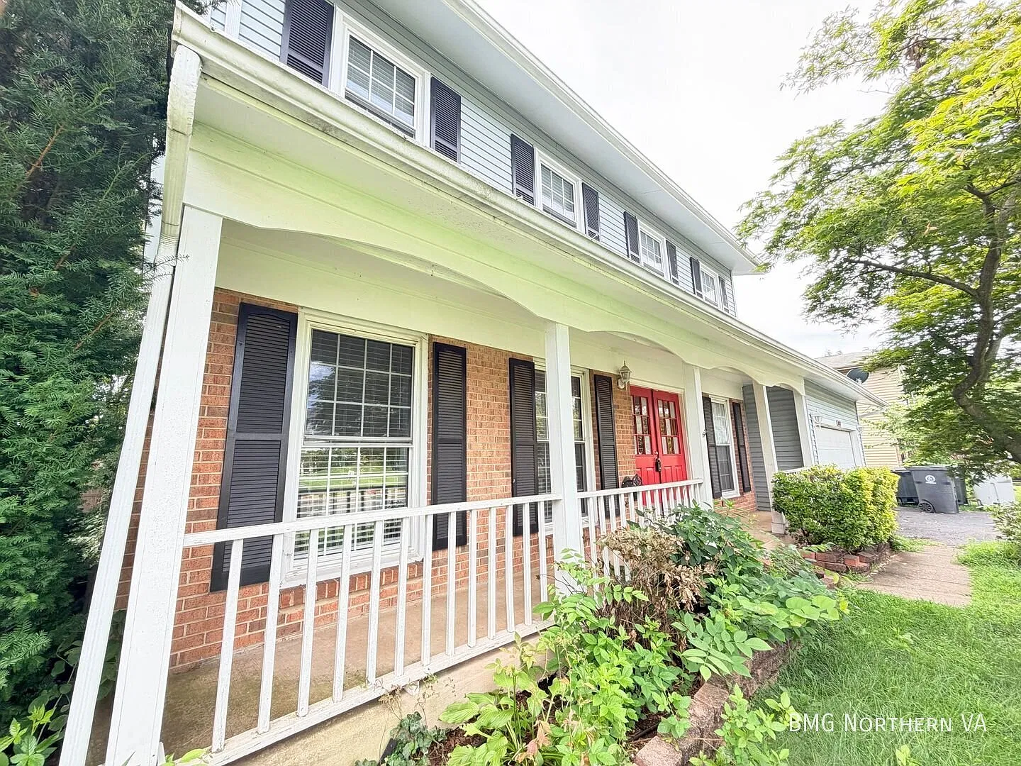 Spacious 4 Bed 2.5 Bath With Fully Finished Basement In Scenic Calvary Run — Photo 3