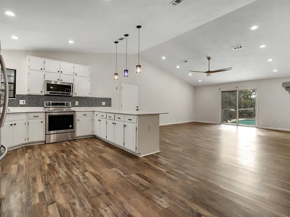 3141 N Shannon Lakes Dr, Tallahassee, FL 32309