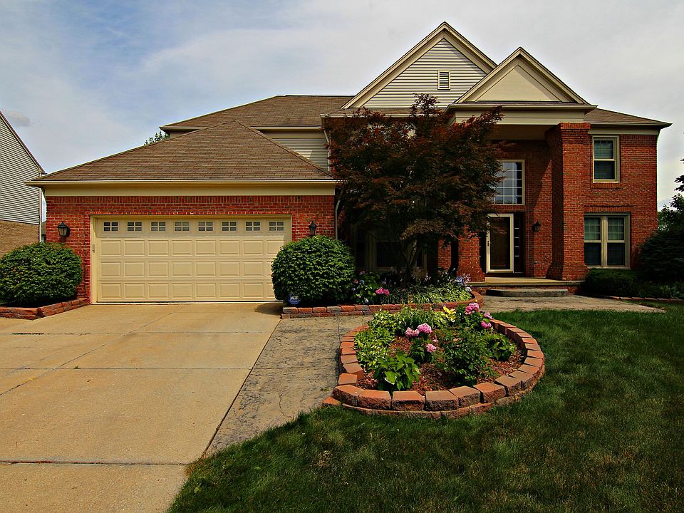 1st image of 1761 Mountain Ash Dr