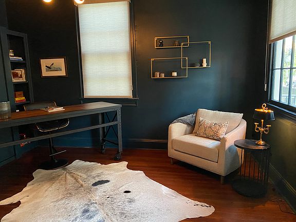 Murphy Bedroom / Front Office