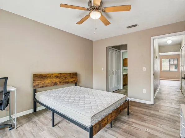 (undisclosed Address), Gainesville, FL 32607