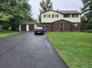 30 Sias Ln #A, Spencerport, NY 14559