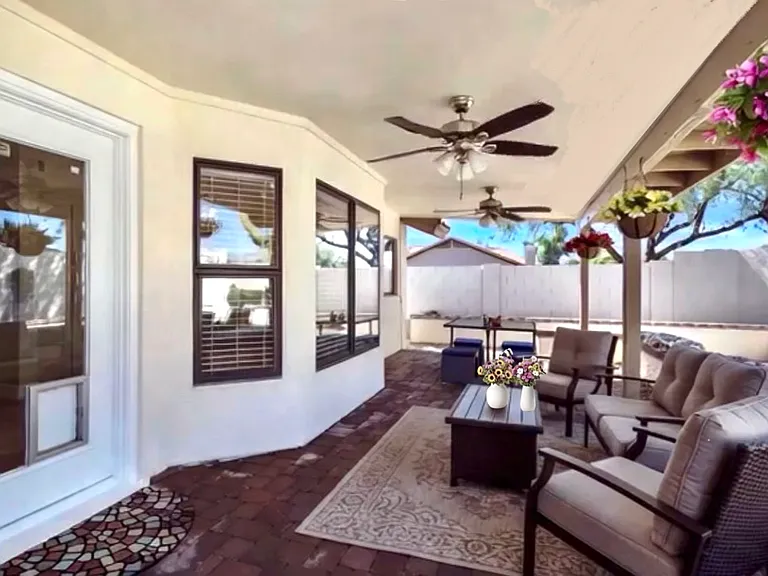 9104 E Sharon Dr — Photo 30