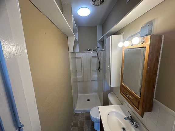 5th image of 726 16th Ave #2