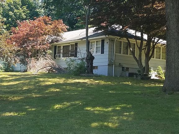 2nd image of 99 Cummings Dr