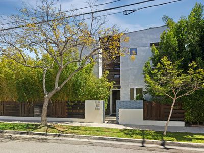 8949 Rosewood Ave, West Hollywood, CA, 90048