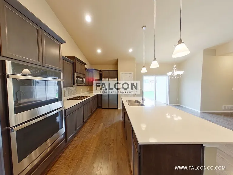 9958 Golf Crest Dr — Photo 5