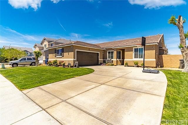 1st image of 5845 Adobe Dr