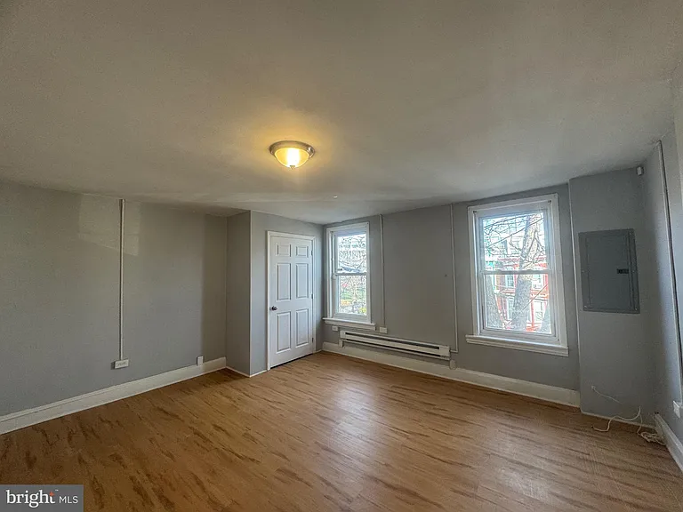 104 Linden St #2 — Photo 10