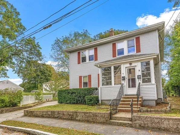 9 Bellevue Ave, Wakefield, MA 01880