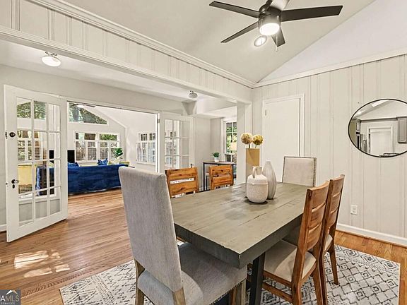 5th image of 905 Homewood Ct