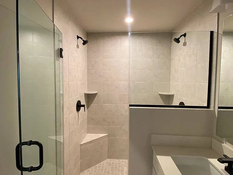 2528 Verona Pl #A — Photo 13