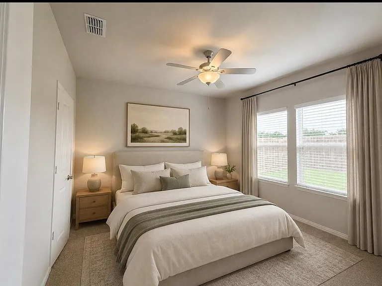 205 Greenbriar Dr — Photo 1