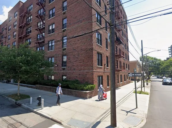 170-06 88th Avenue #1C, Jamaica, NY 11432