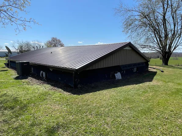 1637 Calvary Ridge Rd, Yosemite, KY 42566