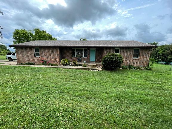 2nd image of 131 McClendon Dr