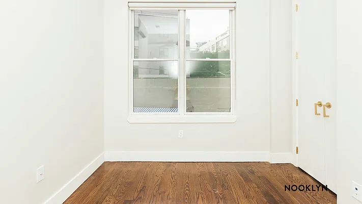 Rented by Nooklyn NYC LLC | media 13