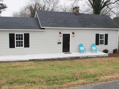 310 Woodlawn Ave, Roxboro, NC, 27573