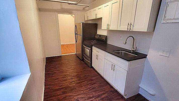 1st image of 2541 Aqueduct Ave W #St1