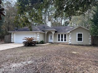 1117 Spruce St, Ocean Springs, MS 39564