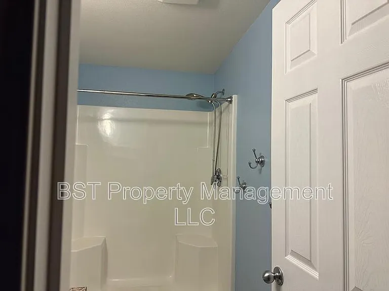 6913 Owl Dr SE — Photo 19