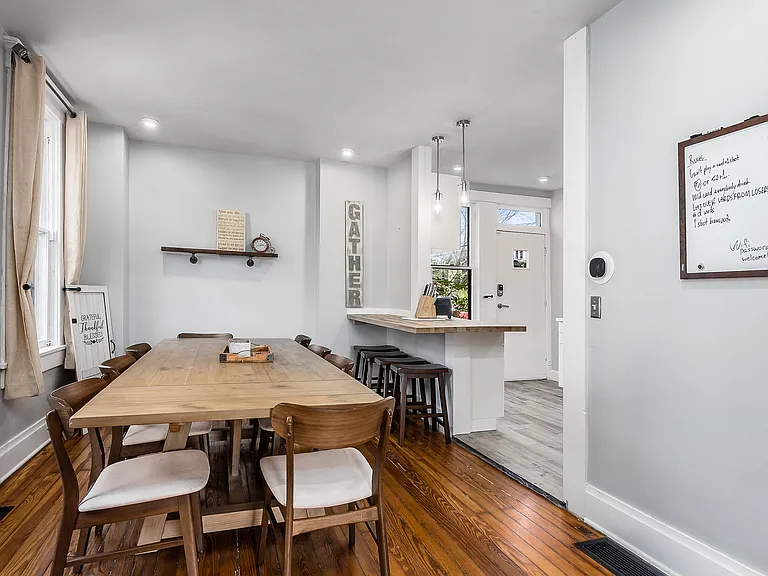 880 Harrison Ave — Photo 7