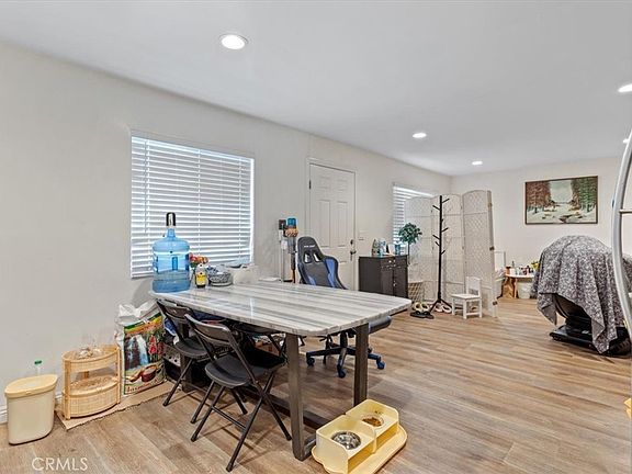 5th image of 560 La Seda Rd