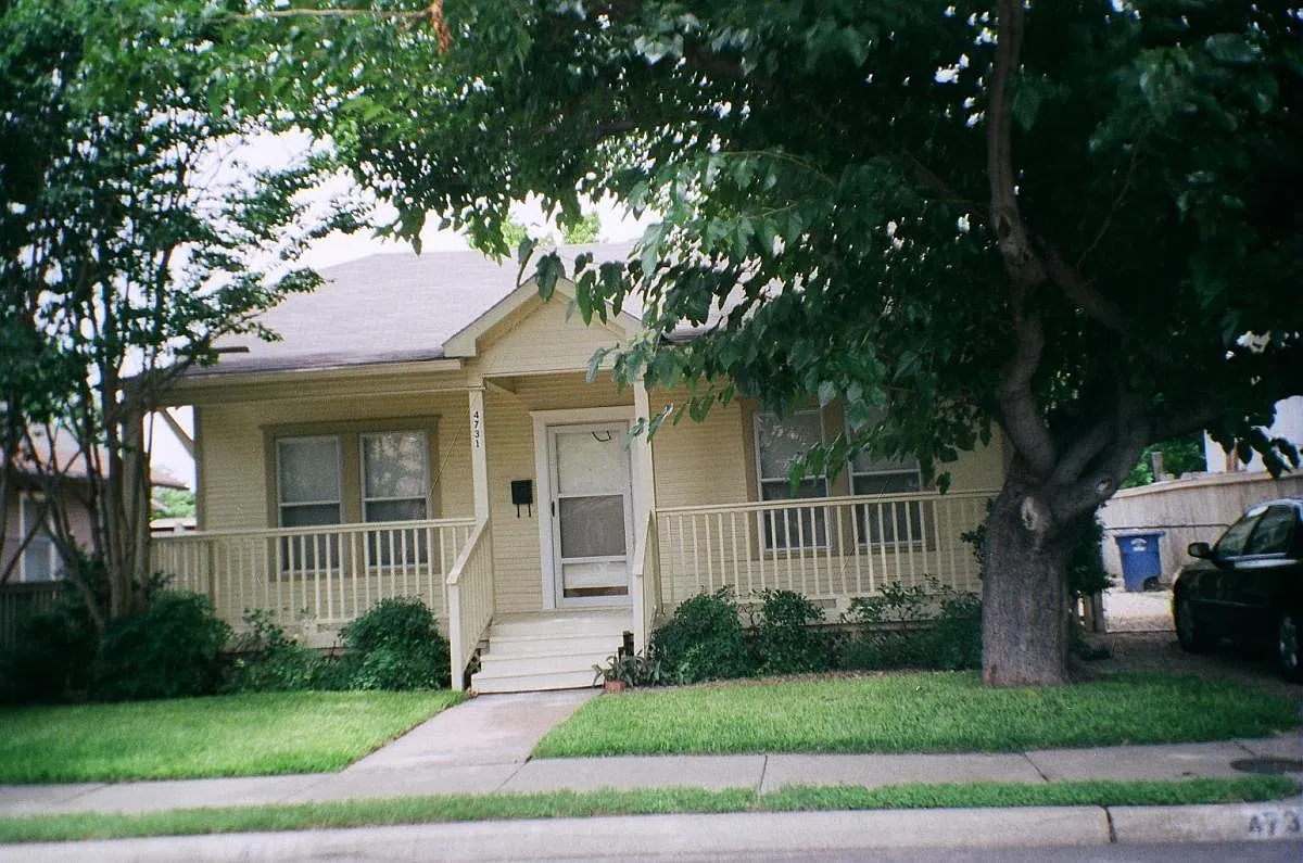 3 bed, 1100 sqft, $1,850 — Photo 4