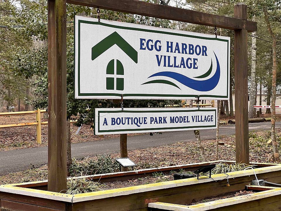 1st image of 135 Thompson Ln