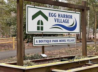 135 Thompson Ln, Egg Harbor Township, NJ 08234