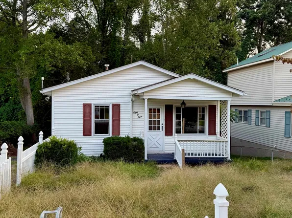 808 James St, Flatwoods, KY 41139