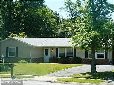 215 Acadia Rd photo 1