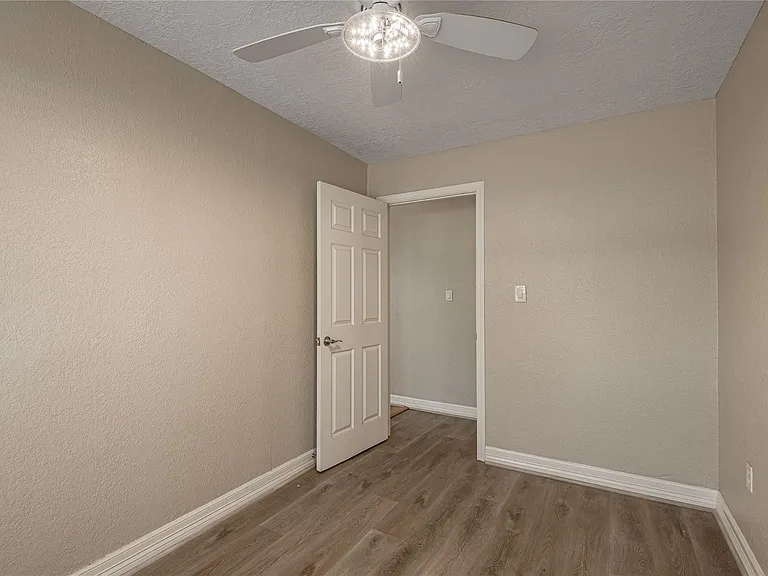280 Crestmont St — Photo 25