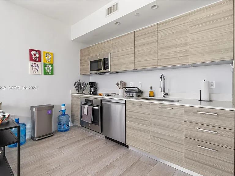 121 NE 34th St #2109 — Photo 4
